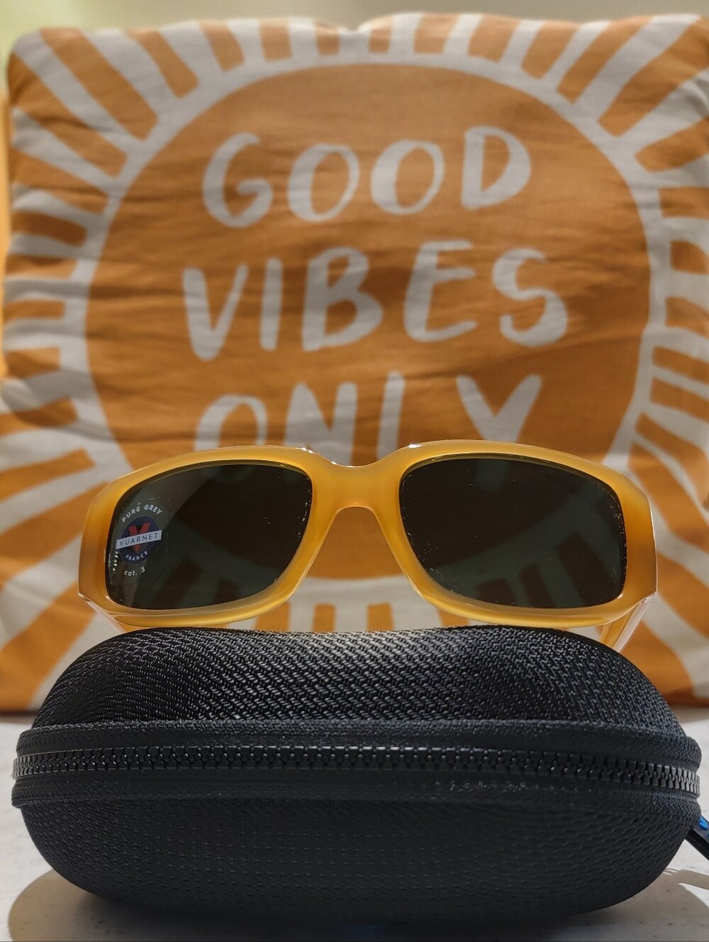 Vuarnet VL2101 0003 1121    Pure Grey Minerial Lenses Model Resort Sunglasses